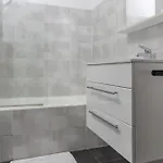 Aquarius アパートホテル