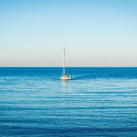 Aquarius קאנט אן רוסיון