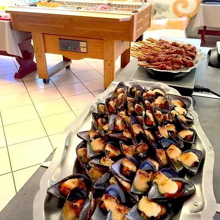 Aquarius Apartahotel