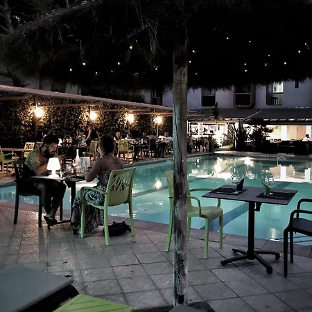 Apartahotel Aquarius 3*