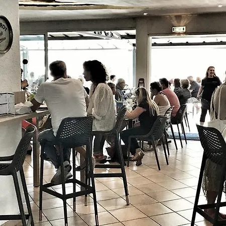 Apart-hotel Aquarius 3*