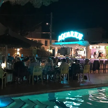 Отель Aquarius 3*